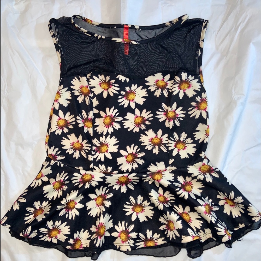 Flowered Peplum Sheer Top 🌼